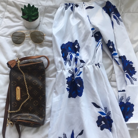 Dresses & Skirts - • Blue + White Floral Dress •